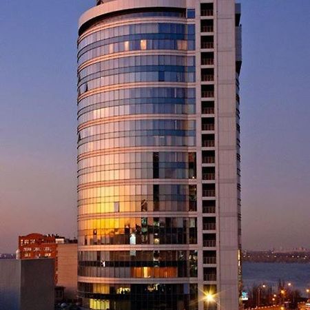 Staybridge Mini-Hotel In Most City Panoramic River View دنيبروبيتروفسك المظهر الخارجي الصورة