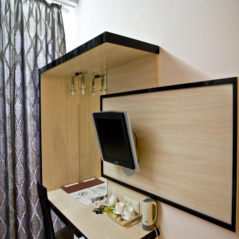 Staybridge Mini-Hotel In Most City Panoramic River View دنيبروبيتروفسك الغرفة الصورة