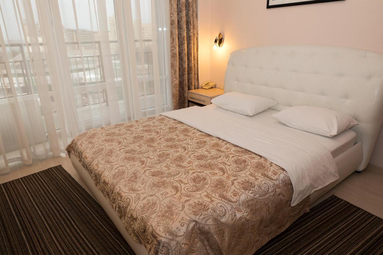 Staybridge Mini-Hotel In Most City Panoramic River View دنيبروبيتروفسك المظهر الخارجي الصورة