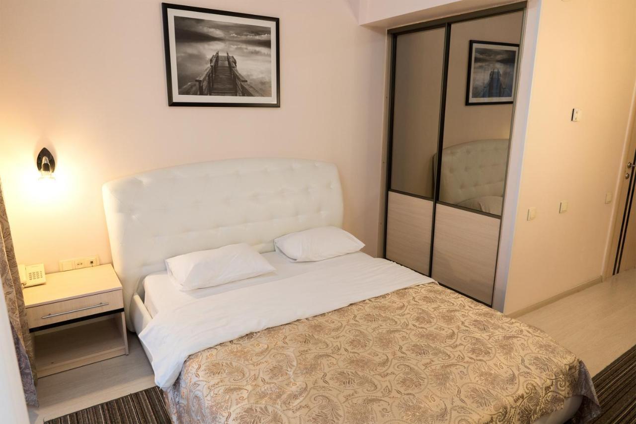 Staybridge Mini-Hotel In Most City Panoramic River View دنيبروبيتروفسك المظهر الخارجي الصورة