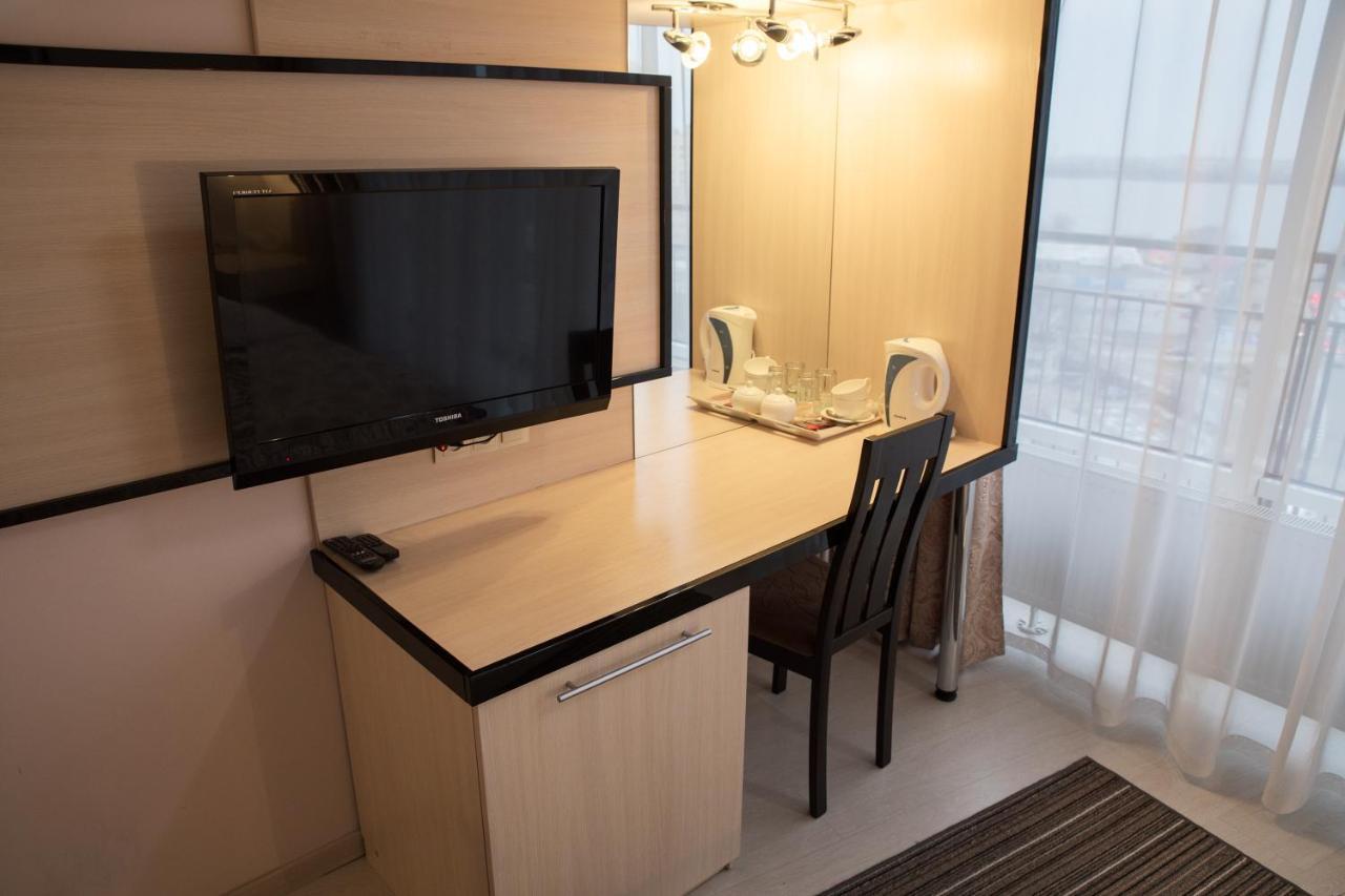 Staybridge Mini-Hotel In Most City Panoramic River View دنيبروبيتروفسك المظهر الخارجي الصورة